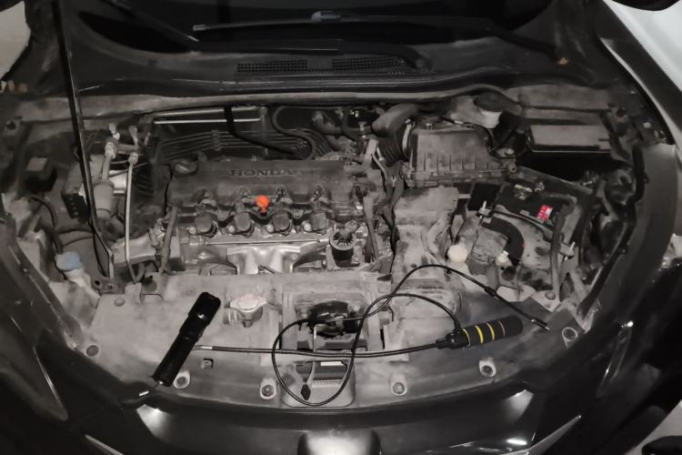 Used Honda Vezel 2017 1.8L CVT Front-Wheel Drive Pioneer Edition Engine Bay
