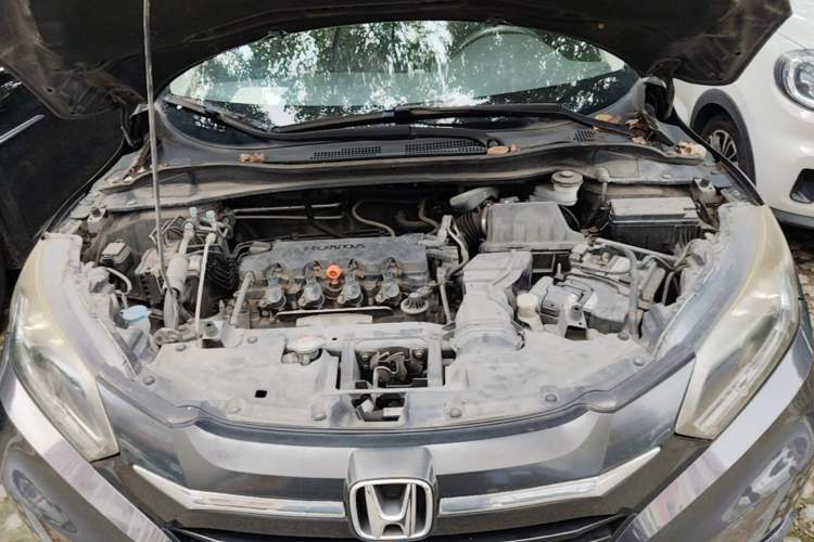 Used Honda Vezel 2017 1.8L CVT Front-Wheel Drive Pioneer Edition Engine Bay
