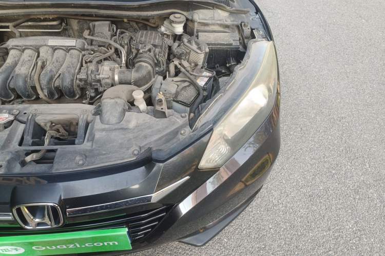 Used Honda Vezel 2017 1.5L CVT 2WD Comfort Model Engine Bay Left