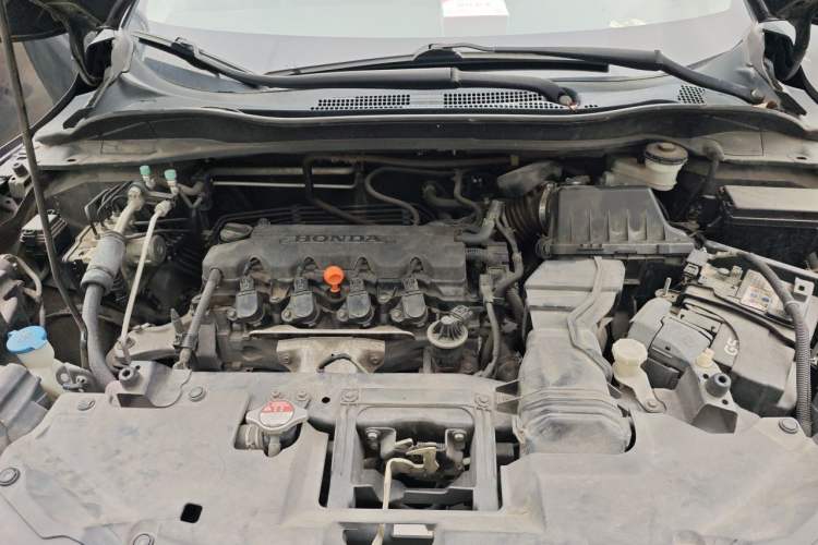 Used Honda Vezel 2017 1.8L CVT Front-Wheel Drive Pioneer Edition Engine Bay