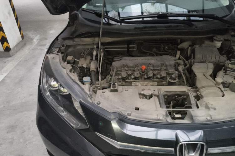 Used Honda Vezel 2017 1.8L CVT Front-Wheel Drive Pioneer Edition Engine Bay Right