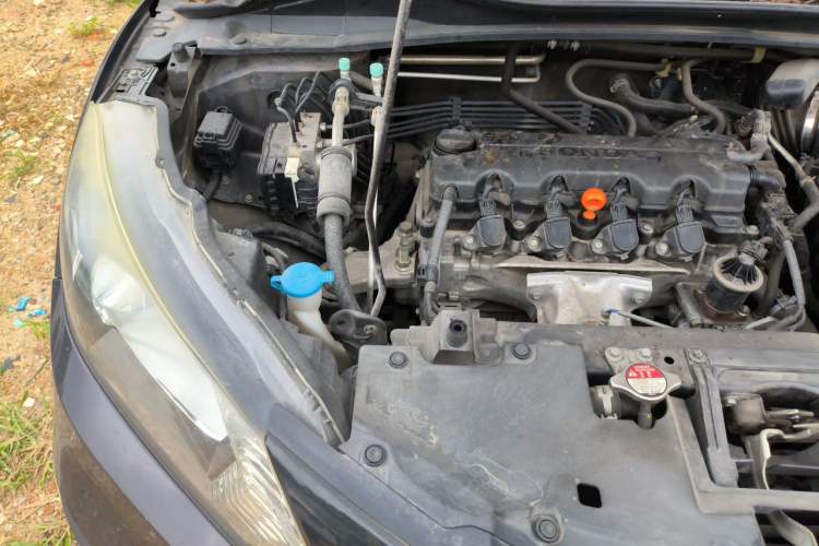 Used Honda Vezel 2017 1.8L CVT 2WD Elite Model Engine Bay Right