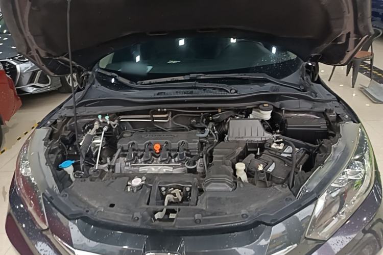 Used Honda Vezel 2017 1.8L CVT Front-Wheel Drive Pioneer Edition Engine Bay