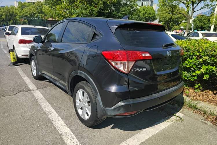 Used Honda Vezel 2017 1.5L CVT 2WD Comfort Model Exterior 2