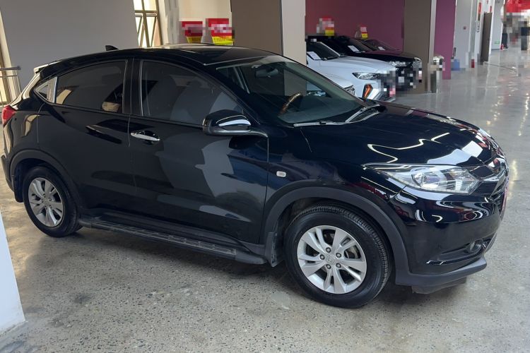 Used Honda Vezel 2017 1.5L CVT 2WD Comfort Model Exterior 3