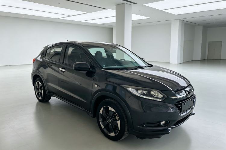 Used Honda Vezel 2017 1.8L CVT Front-Wheel Drive Pioneer Edition Exterior 4