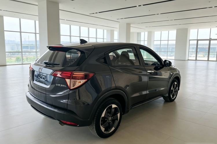 Used Honda Vezel 2017 1.8L CVT Front-Wheel Drive Pioneer Edition Exterior 7