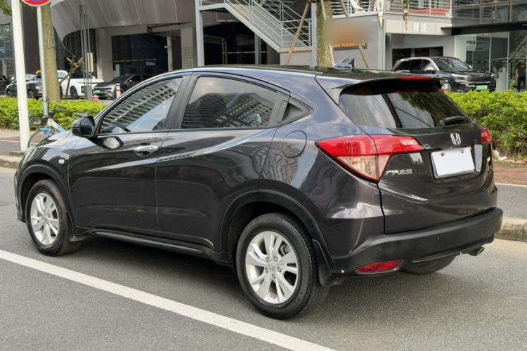Used Honda Vezel 2017 1.8L CVT 2WD Elite Model Exterior 8