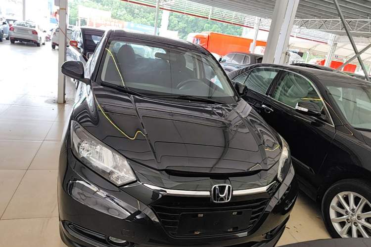 Used Honda Vezel 2017 1.5L CVT 2WD Comfort Model Front