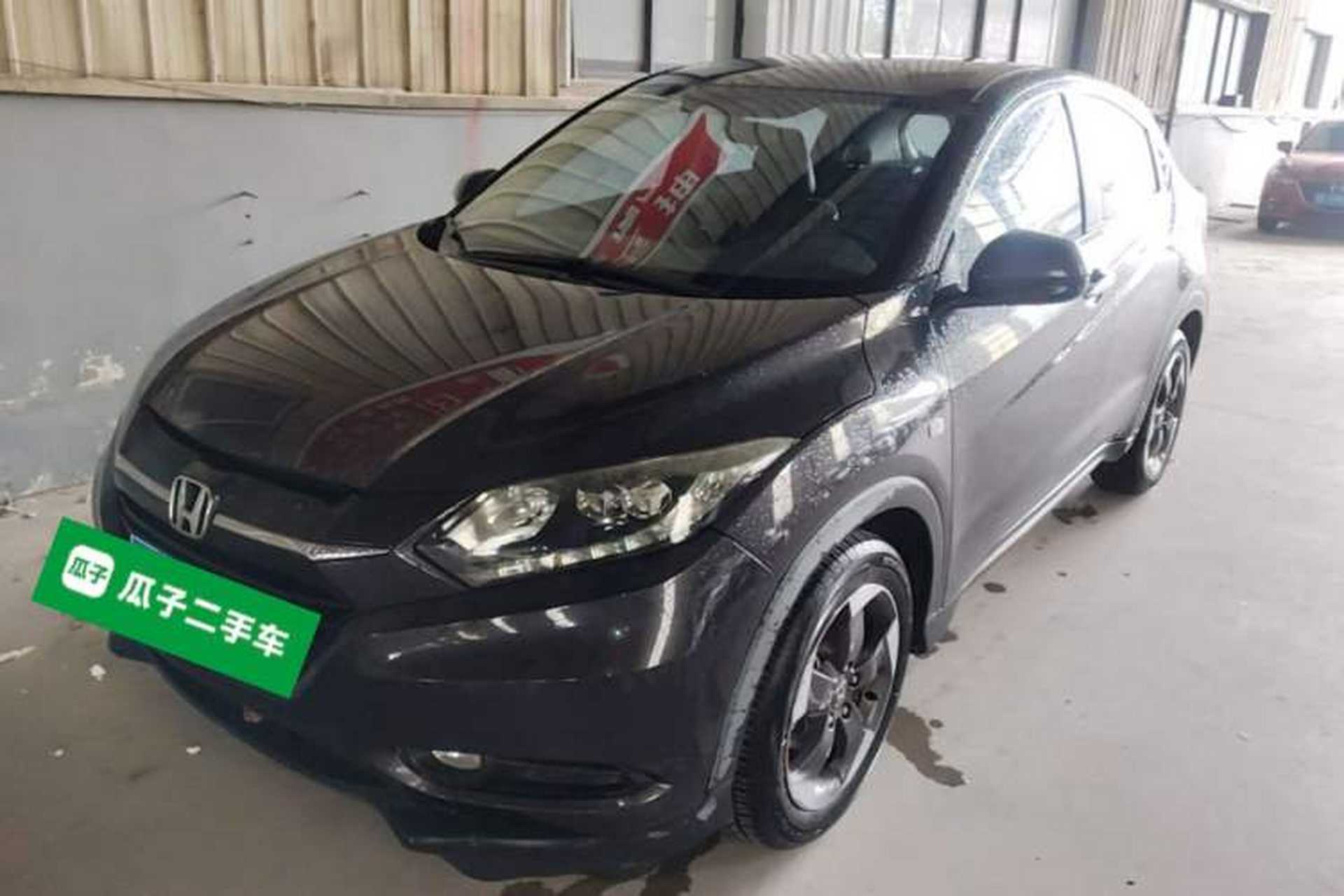 Used Honda Vezel 2017 1.8L CVT Front-Wheel Drive Pioneer Edition Front Left 45 Deg