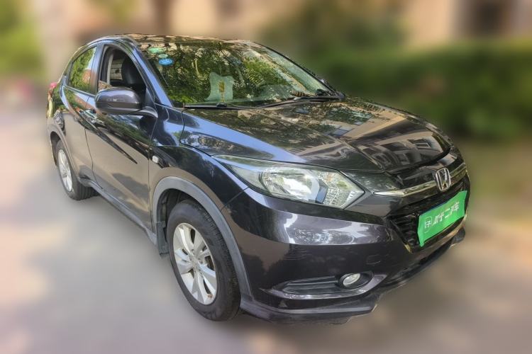 Used Honda Vezel 2017 1.5L CVT 2WD Comfort Model Front Right 45 Deg