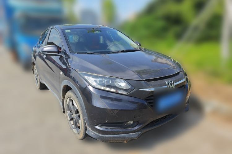 Used Honda Vezel 2017 1.8L CVT Front-Wheel Drive Pioneer Edition Front Right 45 Deg