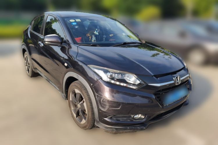 Used Honda Vezel 2017 1.8L CVT Front-Wheel Drive Pioneer Edition Front Right 45 Deg