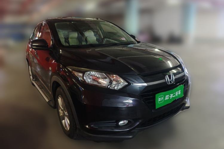 Used Honda Vezel 2017 1.5L CVT 2WD Comfort Model Front Right 45 Deg
