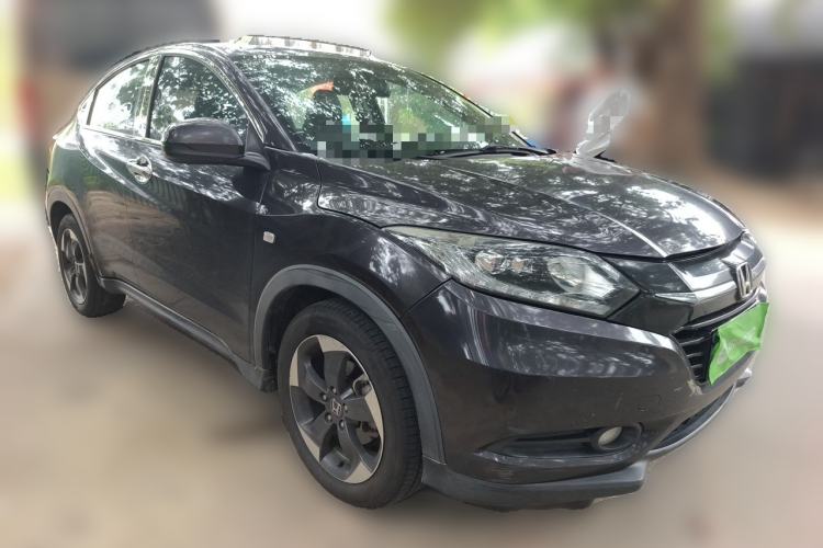 Used Honda Vezel 2017 1.8L CVT Front-Wheel Drive Pioneer Edition Front Right 45 Deg