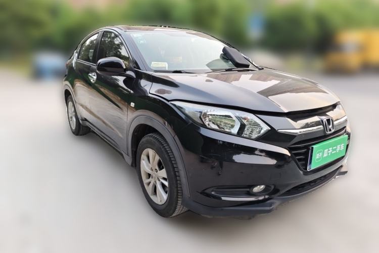 Used Honda Vezel 2017 1.5L CVT 2WD Comfort Model Front Right 45 Deg