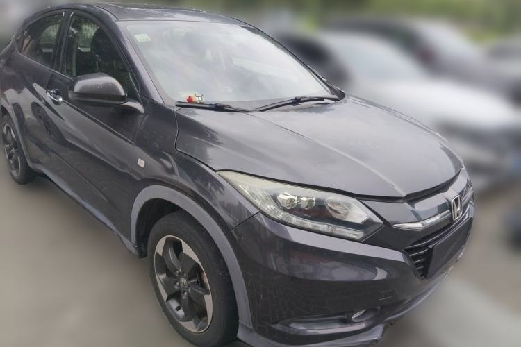 Used Honda Vezel 2017 1.8L CVT Front-Wheel Drive Pioneer Edition Front Right 45 Deg