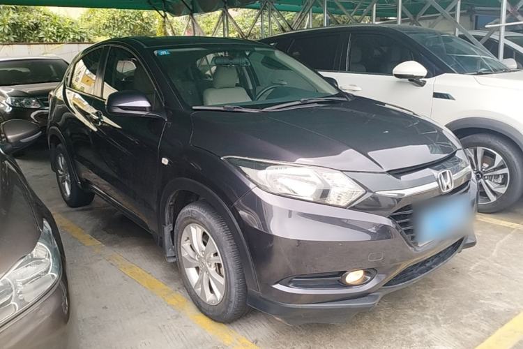 Used Honda Vezel 2017 1.5L CVT 2WD Comfort Model Front Right 45 Deg