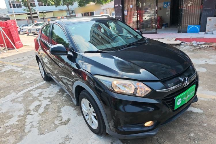 Used Honda Vezel 2017 1.8L CVT 2WD Elite Model Front Right 45 Deg