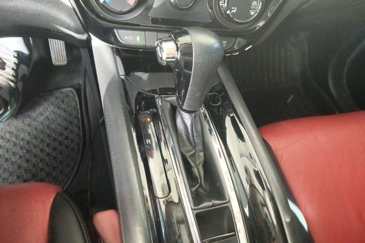 Used Honda Vezel 2017 1.5L CVT 2WD Comfort Model Gear Lever