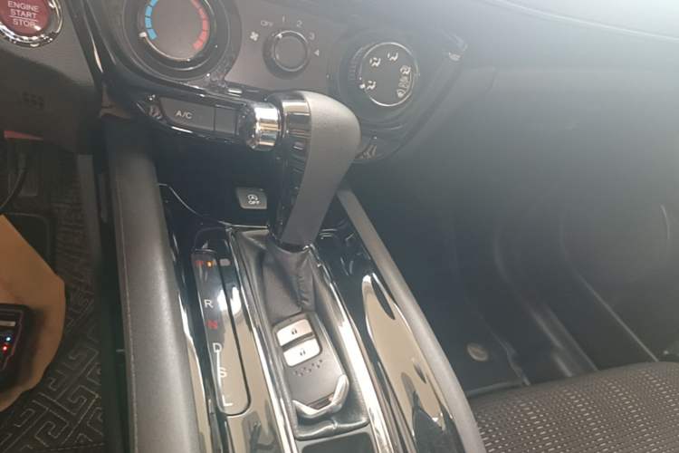 Used Honda Vezel 2017 1.8L CVT Front-Wheel Drive Pioneer Edition Gear Lever