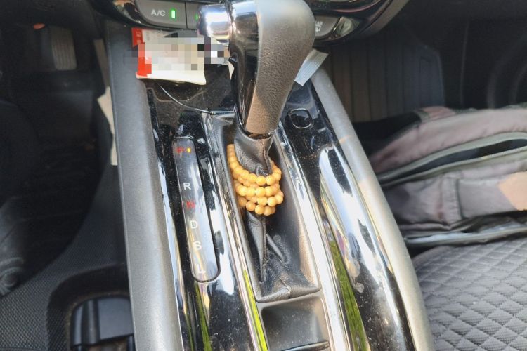 Used Honda Vezel 2017 1.5L CVT 2WD Comfort Model Gear Lever