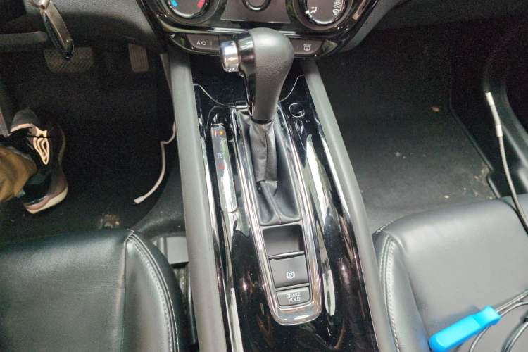 Used Honda Vezel 2017 1.5L CVT 2WD Comfort Model Gear Lever