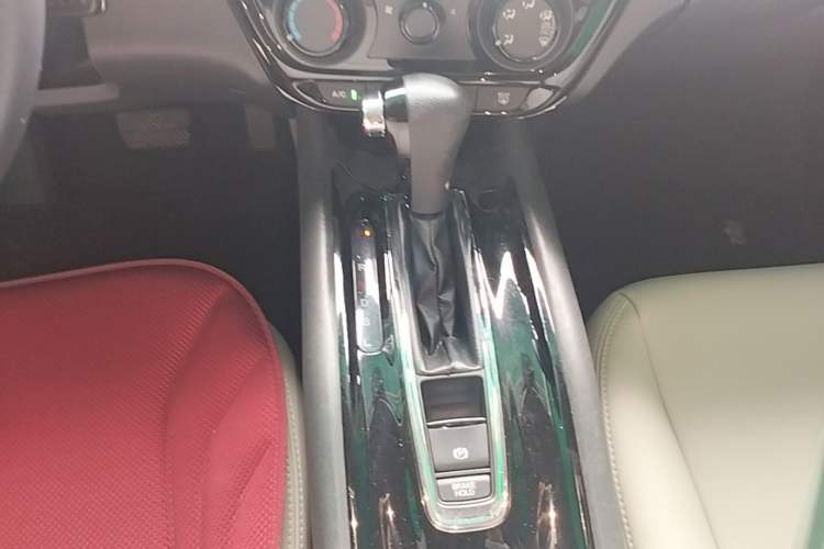 Used Honda Vezel 2017 1.5L CVT 2WD Comfort Model Gear Lever