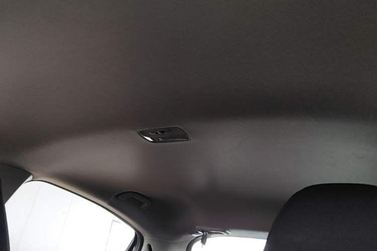 Used Honda Vezel 2017 1.5L CVT 2WD Comfort Model Headliner