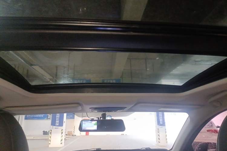 Used Honda Vezel 2017 1.8L CVT Front-Wheel Drive Pioneer Edition Headliner