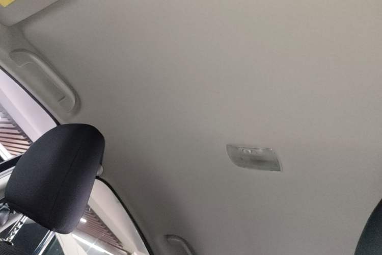 Used Honda Vezel 2017 1.5L CVT 2WD Comfort Model Headliner