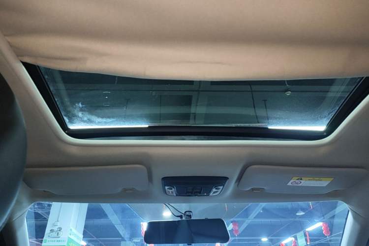 Used Honda Vezel 2017 1.8L CVT Front-Wheel Drive Pioneer Edition Headliner