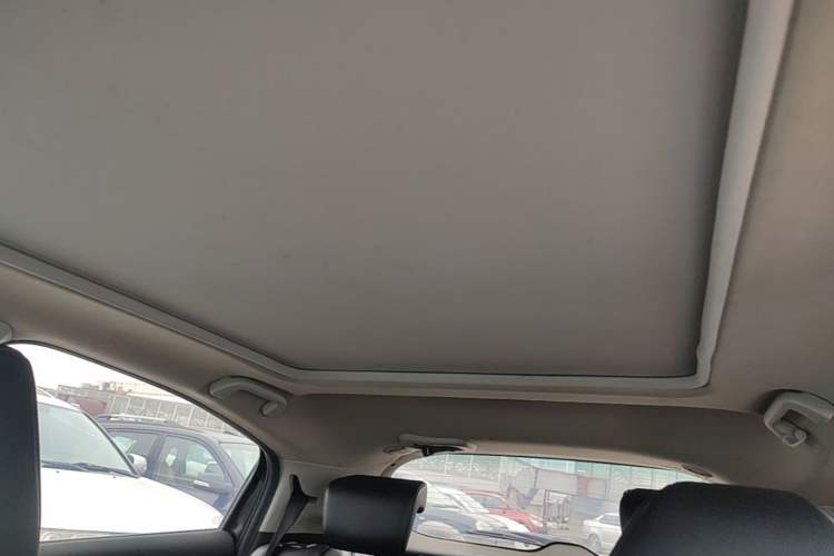 Used Honda Vezel 2017 1.8L CVT Front-Wheel Drive Pioneer Edition Headliner