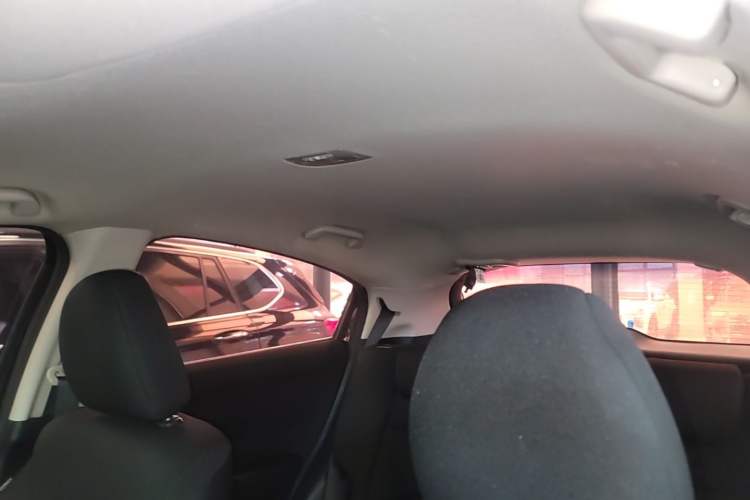 Used Honda Vezel 2017 1.5L CVT 2WD Comfort Model Headliner