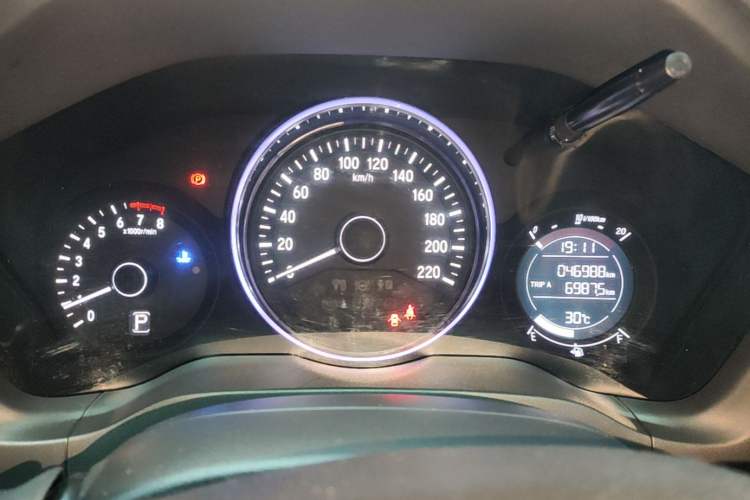 Used Honda Vezel 2017 1.8L CVT Front-Wheel Drive Pioneer Edition Instrument Cluster