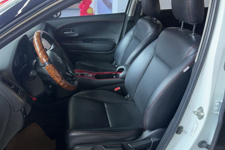 Used Honda Vezel 2017 1.5L CVT 2WD Comfort Model Interior 1