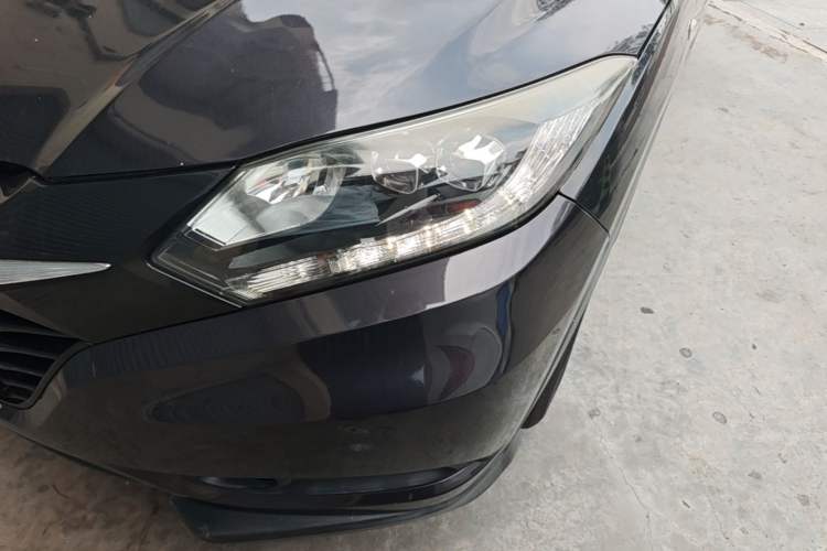 Used Honda Vezel 2017 1.8L CVT Front-Wheel Drive Pioneer Edition Left Front Headlight