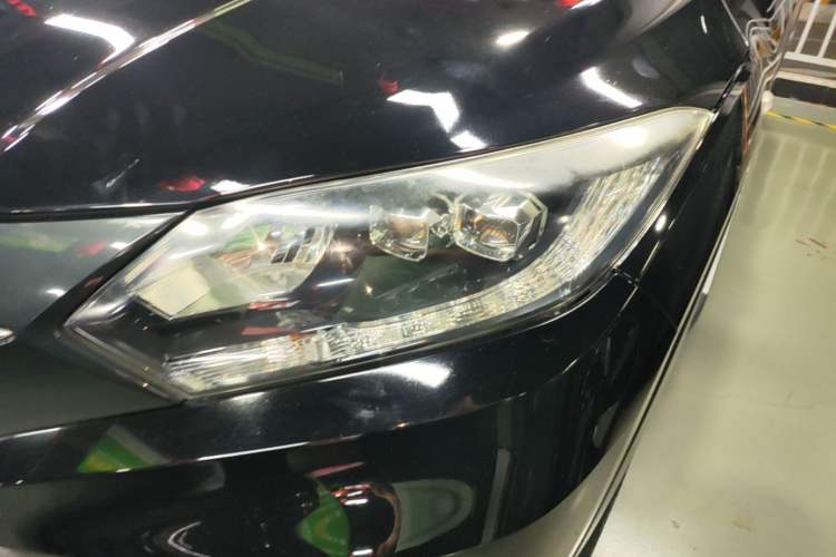 Used Honda Vezel 2017 1.8L CVT Front-Wheel Drive Pioneer Edition Left Front Headlight