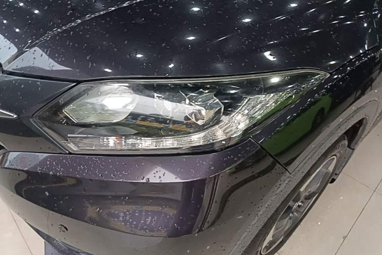Used Honda Vezel 2017 1.8L CVT Front-Wheel Drive Pioneer Edition Left Front Headlight