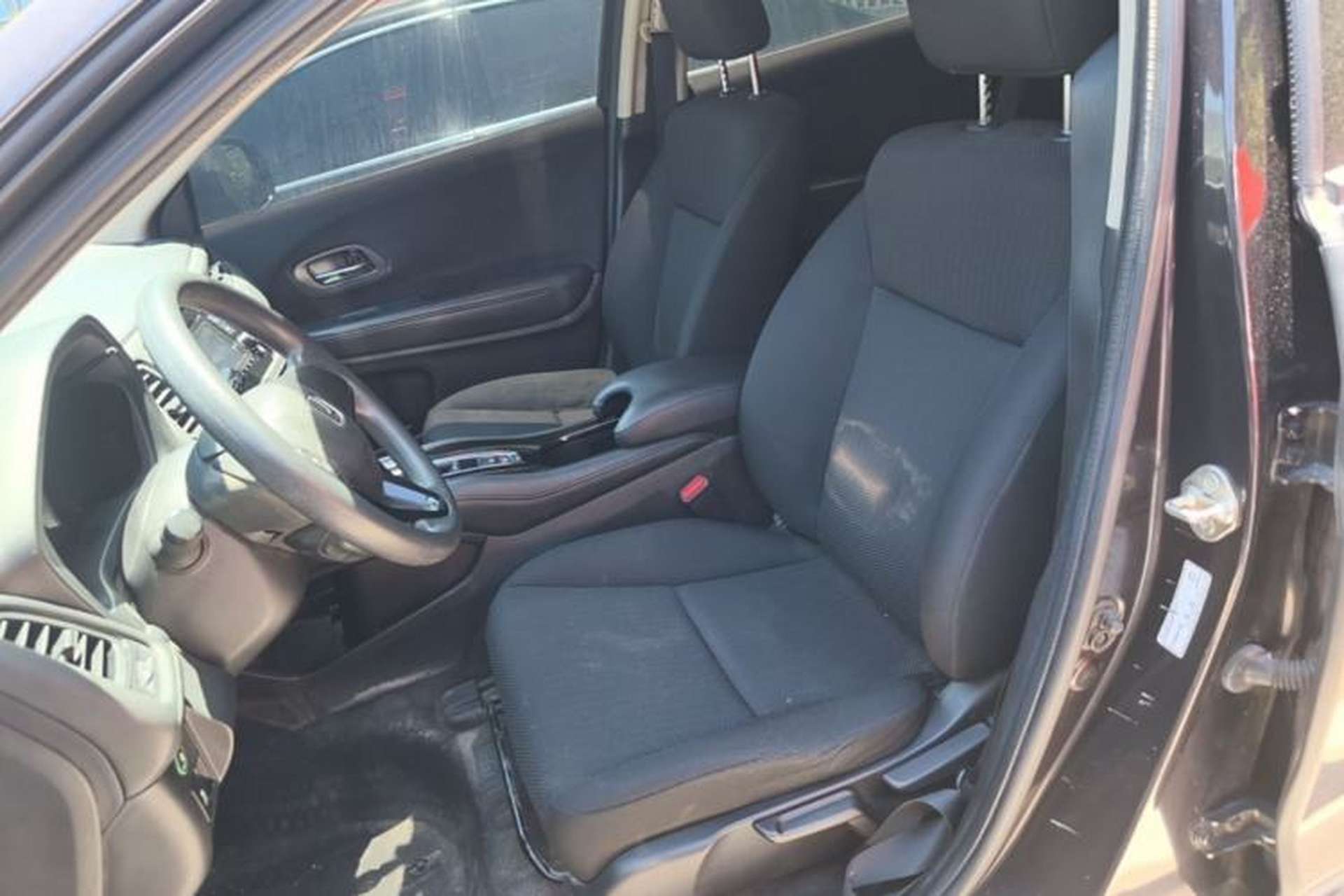 Used Honda Vezel 2017 1.5L CVT 2WD Comfort Model Left Front Seat