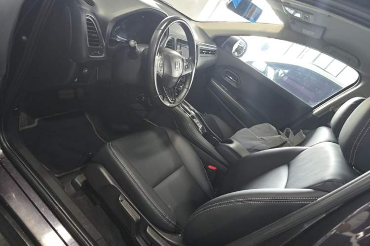 Used Honda Vezel 2017 1.5L CVT 2WD Comfort Model Left Front Seat