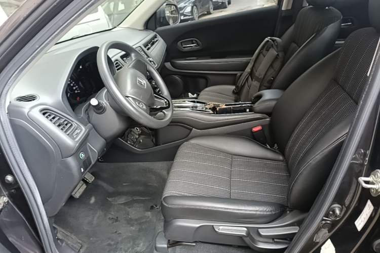 Used Honda Vezel 2017 1.8L CVT Front-Wheel Drive Pioneer Edition Left Front Seat