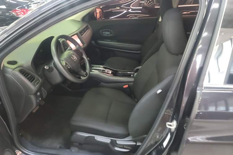 Used Honda Vezel 2017 1.5L CVT 2WD Comfort Model Left Front Seat