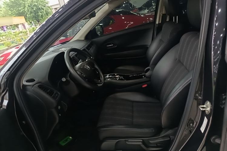 Used Honda Vezel 2017 1.8L CVT Front-Wheel Drive Pioneer Edition Left Front Seat
