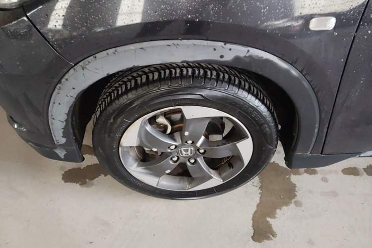 Used Honda Vezel 2017 1.8L CVT Front-Wheel Drive Pioneer Edition Left Front Wheel Hub