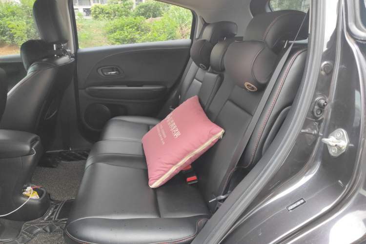 Used Honda Vezel 2017 1.8L CVT Front-Wheel Drive Pioneer Edition Left Rear Seat