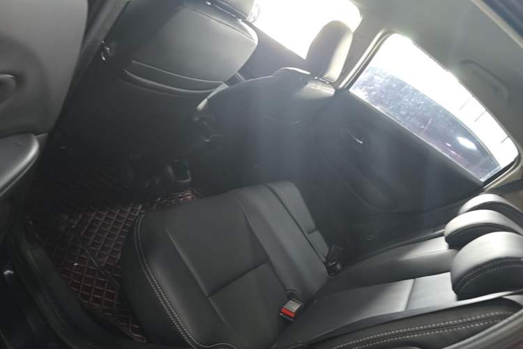 Used Honda Vezel 2017 1.5L CVT 2WD Comfort Model Left Rear Seat