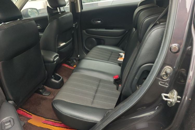 Used Honda Vezel 2017 1.8L CVT Front-Wheel Drive Pioneer Edition Left Rear Seat