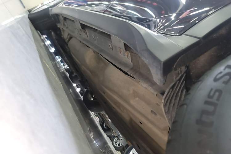 Used Honda Vezel 2017 1.5L CVT 2WD Comfort Model Left Side Sill