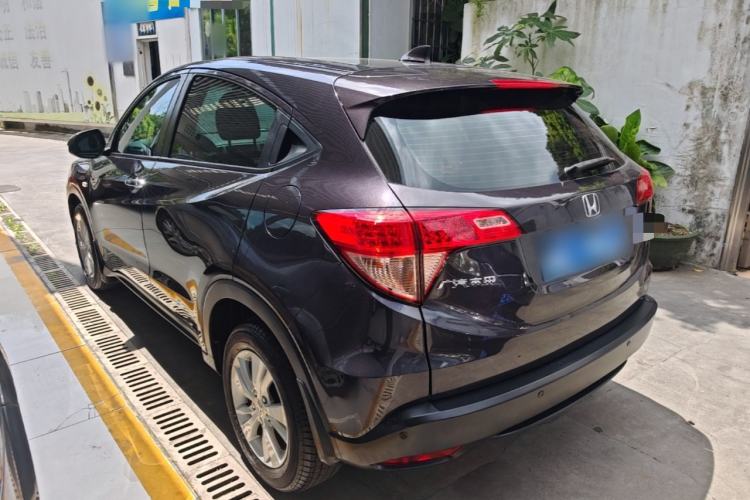 Used Honda Vezel 2017 1.5L CVT 2WD Comfort Model Rear Left 45 Deg